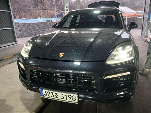 Porsche Cayenne 2021 — фото осмотра 1