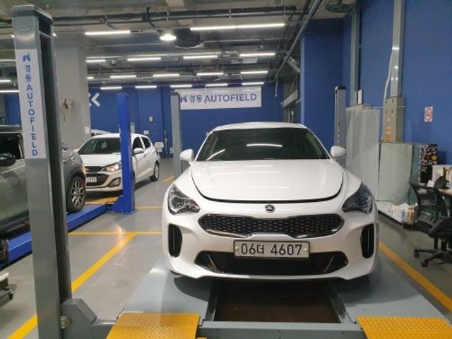 Kia Stinger 2018 — фото осмотра 1