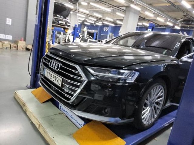 Audi A8 2020 — фото осмотра 1