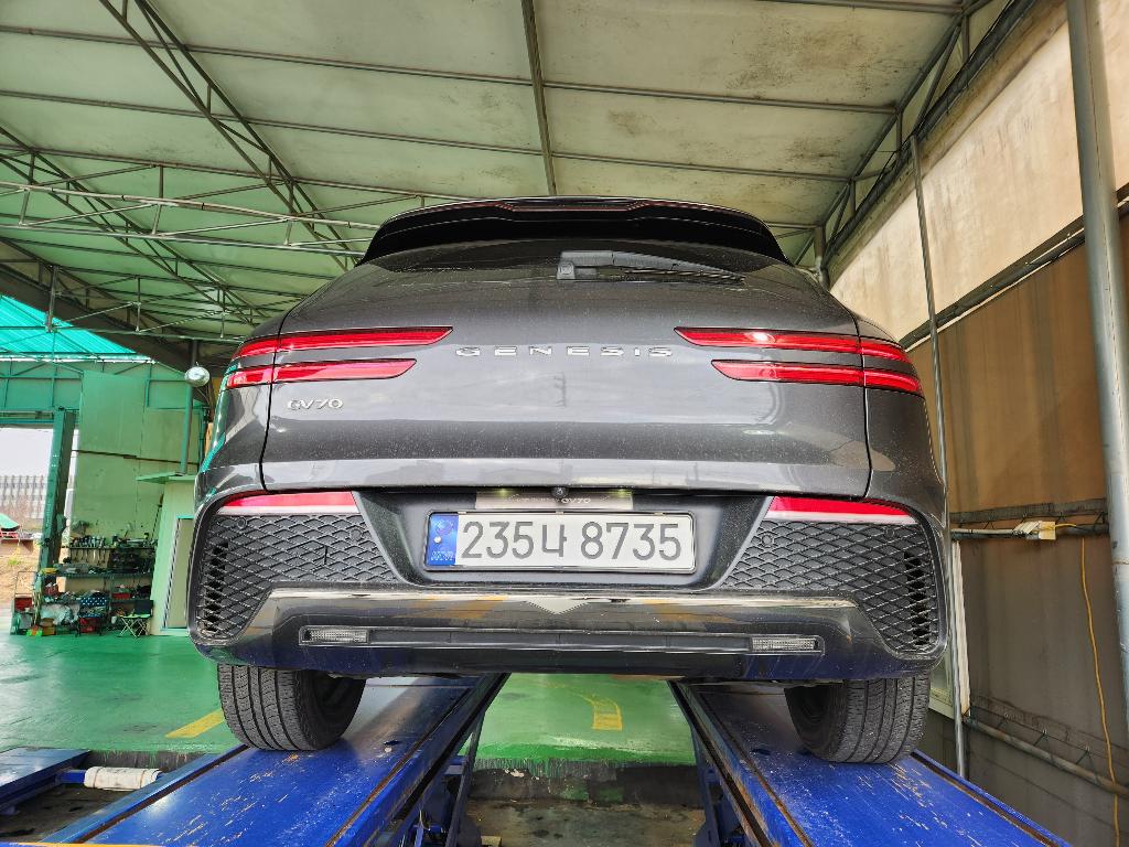Genesis GV70 2021 — фото осмотра 2