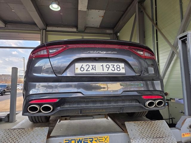 Kia Stinger 2019 — фото осмотра 2