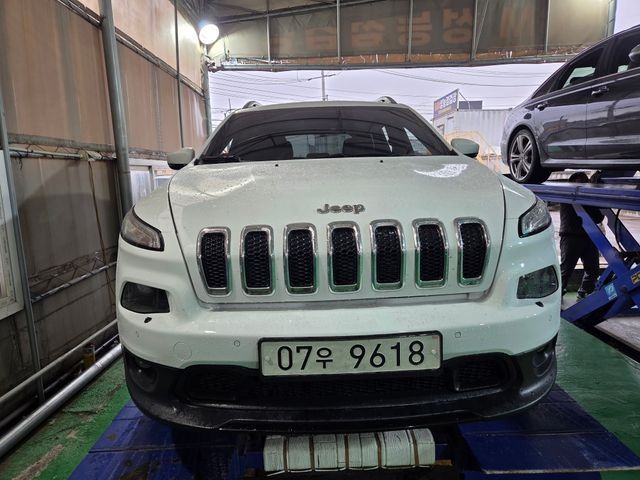 Jeep Cherokee 2018 — фото осмотра 1