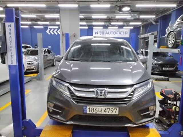 Honda Odyssey 2018 — фото осмотра 1