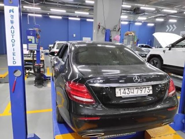 Mercedes-Benz E-Class 2020 — фото осмотра 2