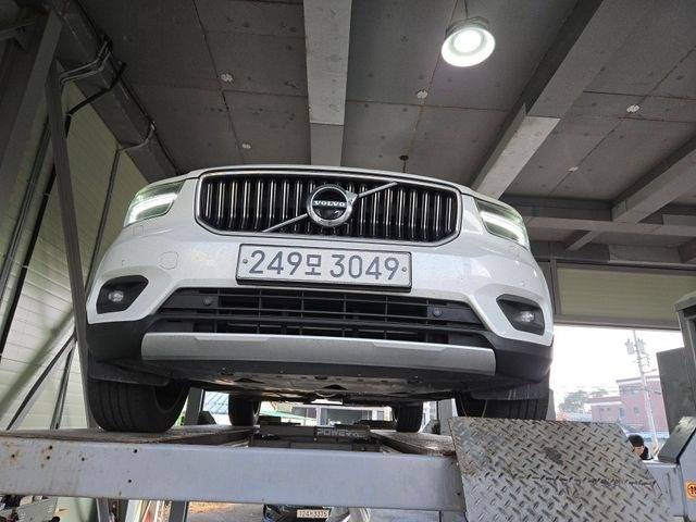 Volvo XC40 2020 — фото осмотра 1