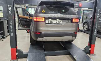 Land Rover Discovery 2018 — фото осмотра 2