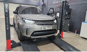 Land Rover Discovery 2018 — фото осмотра 1