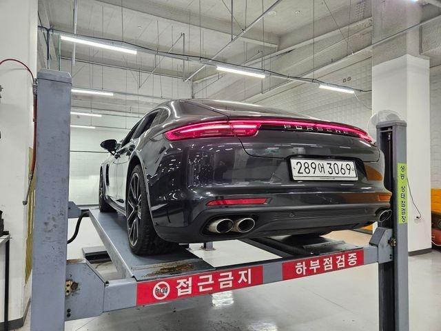 Porsche Panamera 2019 — фото осмотра 2