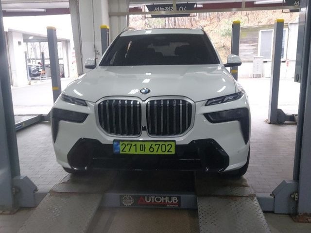 BMW X7 2025 — фото осмотра 1