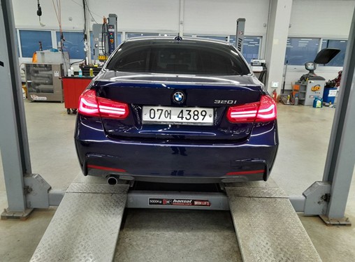 BMW 3-Series 2018 — фото осмотра 2