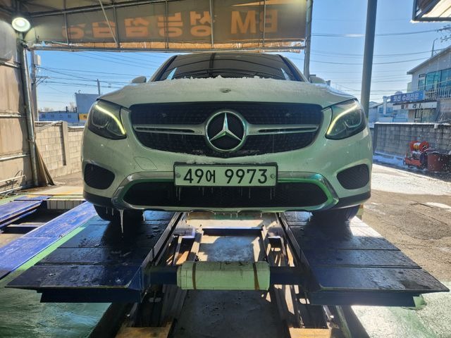 Mercedes-Benz GLC-Class 2019 — фото осмотра 1