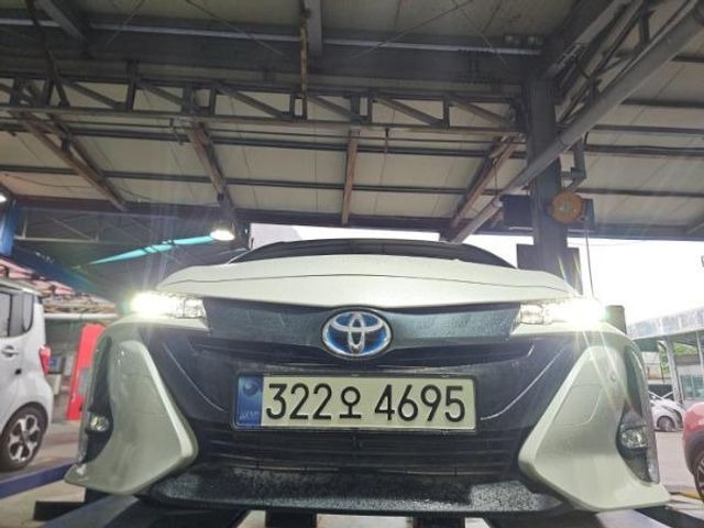 Toyota Prius 2018 — фото осмотра 1