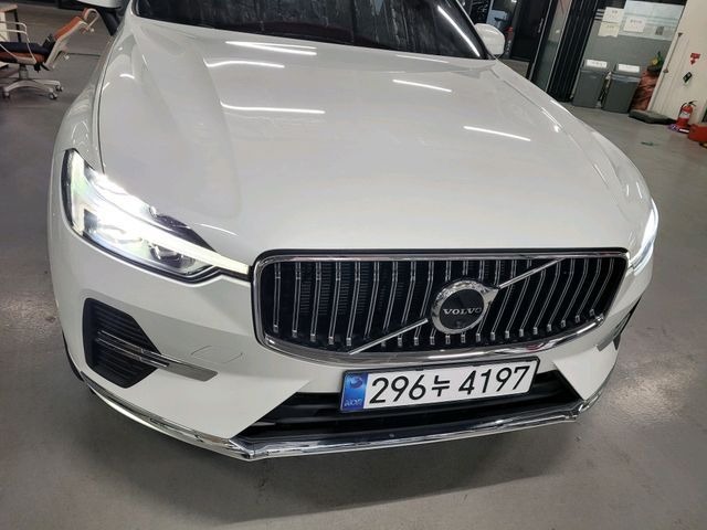 Volvo XC60 2025 — фото осмотра 1