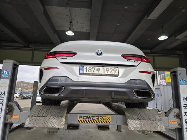BMW 8-Series 2021 — фото осмотра 2