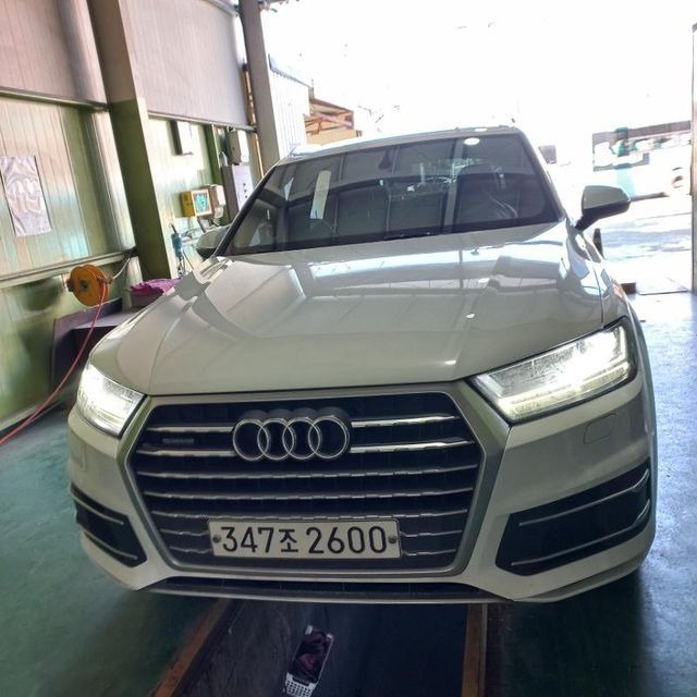 Audi Q7 2019 — фото осмотра 1