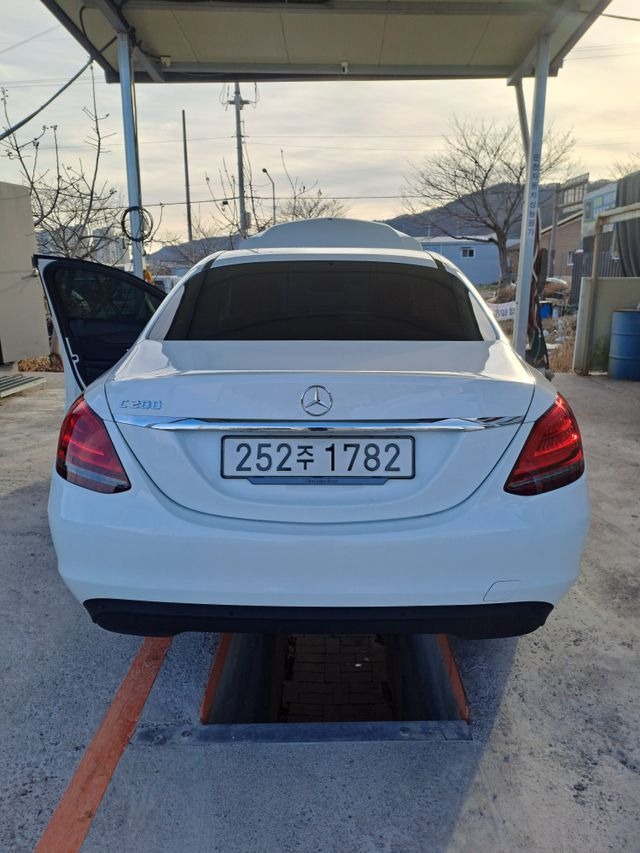 Mercedes-Benz C-Class 2019 — фото осмотра 2