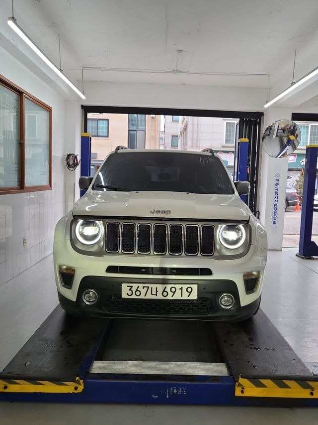 Jeep Renegade 2021 — фото осмотра 1