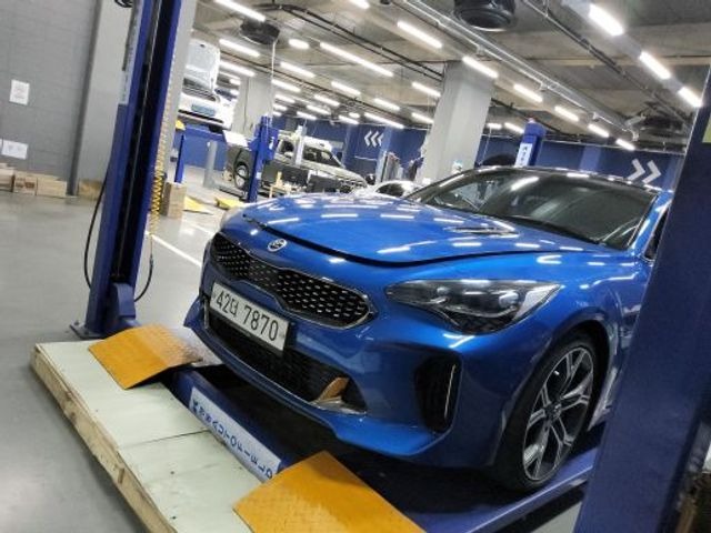 Kia Stinger 2019 — фото осмотра 1