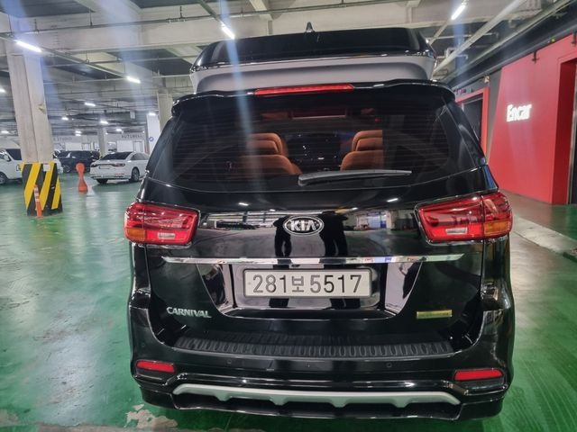 Kia Canival 2019 — фото осмотра 2