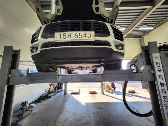 Porsche Macan 2015 — фото осмотра 1