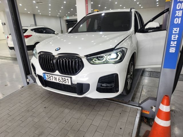 BMW X1 2022 — фото осмотра 1
