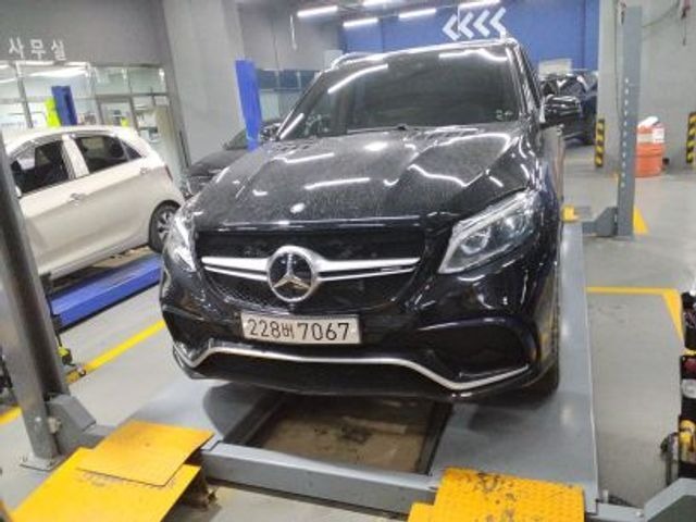 Mercedes-Benz GLE-Class 2016 — фото осмотра 1