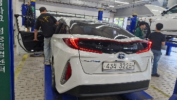 Toyota Prius 2017 — фото осмотра 2