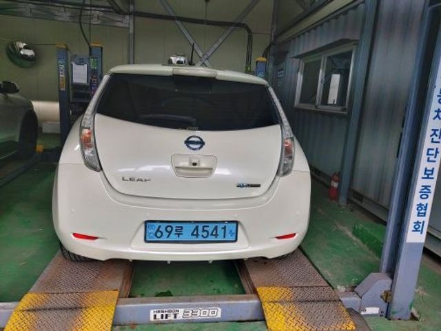 Nissan Leaf 2016 — фото осмотра 2