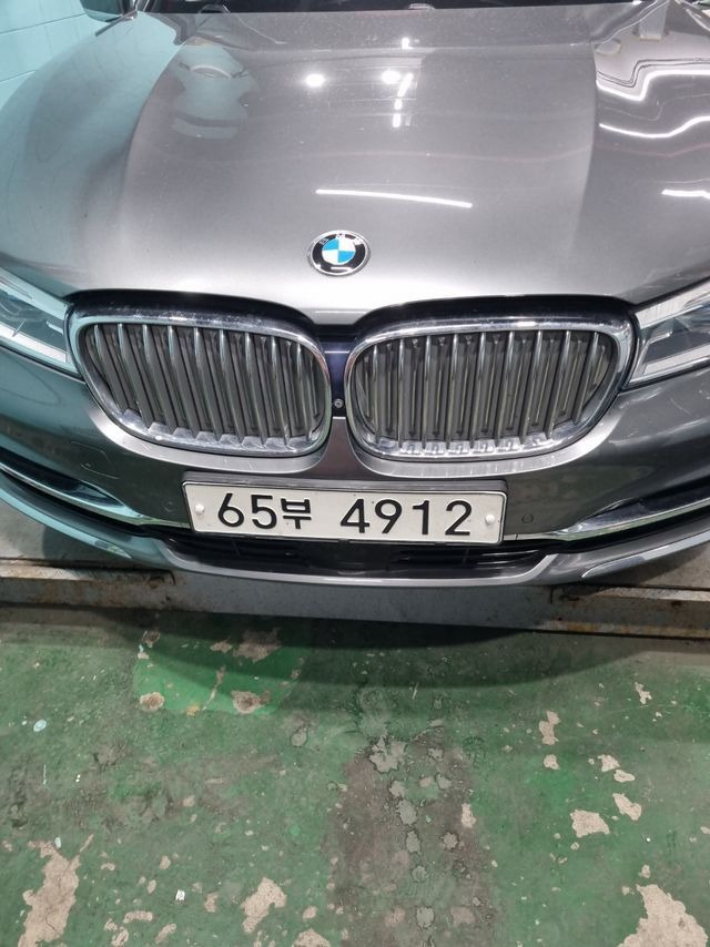 BMW 7-Series 2018 — фото осмотра 1