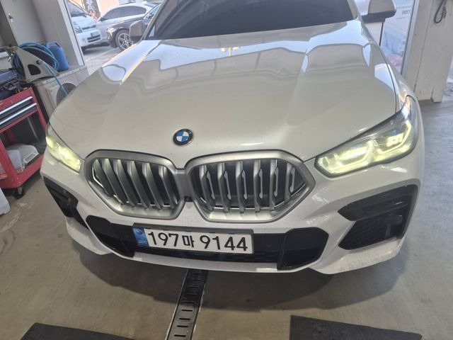 BMW X6 2022 — фото осмотра 1