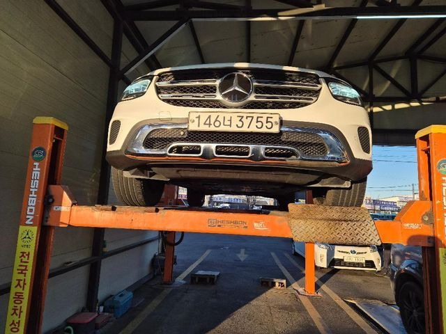 Mercedes-Benz GLC-Class 2021 — фото осмотра 1
