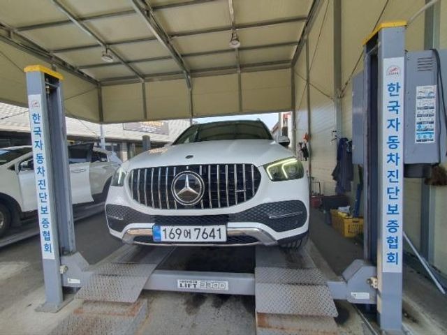 Mercedes-Benz GLE-Class 2022 — фото осмотра 1