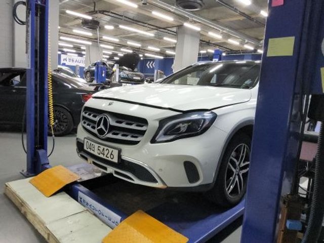 Mercedes-Benz GLA-Class 2018 — фото осмотра 1