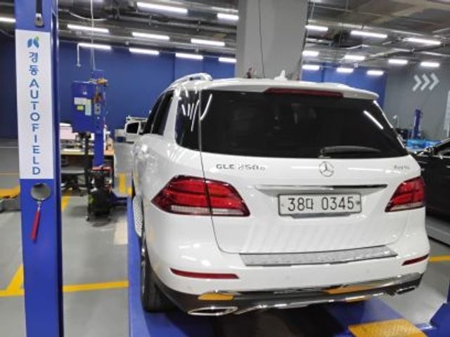 Mercedes-Benz GLE-Class 2016 — фото осмотра 2