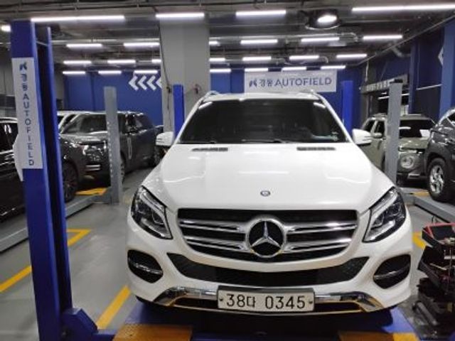 Mercedes-Benz GLE-Class 2016 — фото осмотра 1
