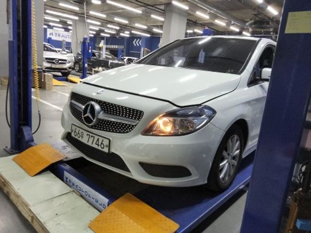 Mercedes-Benz B-Class 2013 — фото осмотра 1