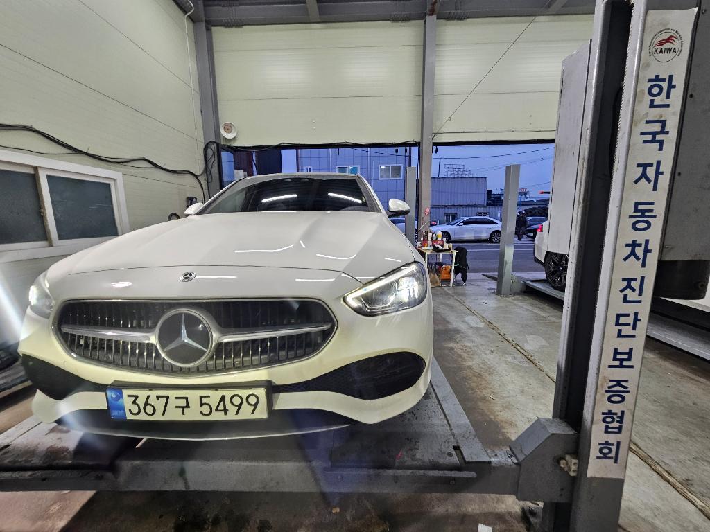 Mercedes-Benz C-Class 2022 — фото осмотра 1