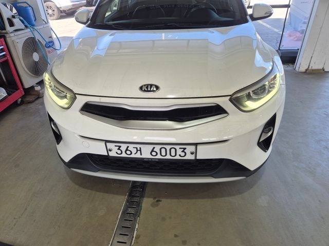 Kia Stonic 2018 — фото осмотра 1
