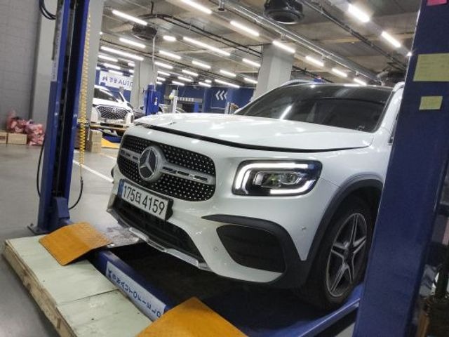 Mercedes-Benz GLB-Class 2020 — фото осмотра 1