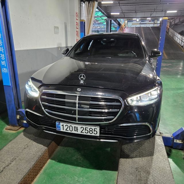 Mercedes-Benz S-Class 2025 — фото осмотра 1