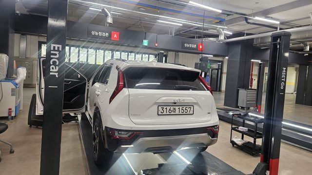 Kia Niro 2022 — фото осмотра 2