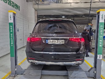 Mercedes-Benz GLS-Class 2023 — фото осмотра 2