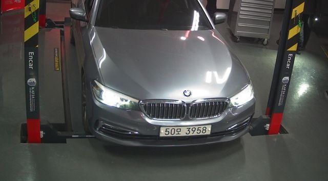 BMW 5-Series 2018 — фото осмотра 1