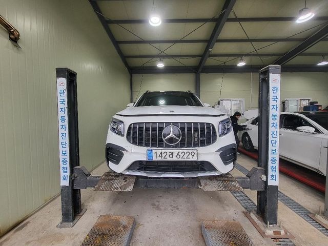 Mercedes-Benz GLB-Class 2021 — фото осмотра 1