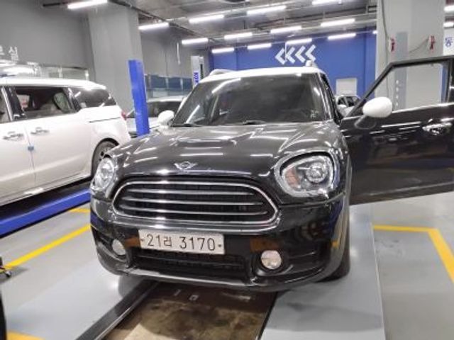 Mini Countryman 2018 — фото осмотра 1