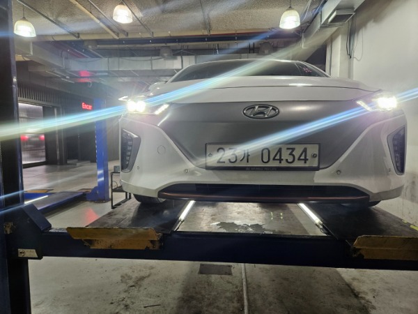 Hyundai Ioniq 2017 — фото осмотра 1