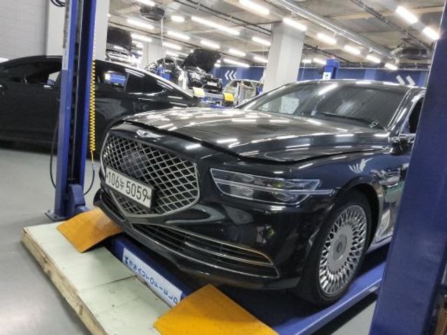 Genesis G90 2019 — фото осмотра 1