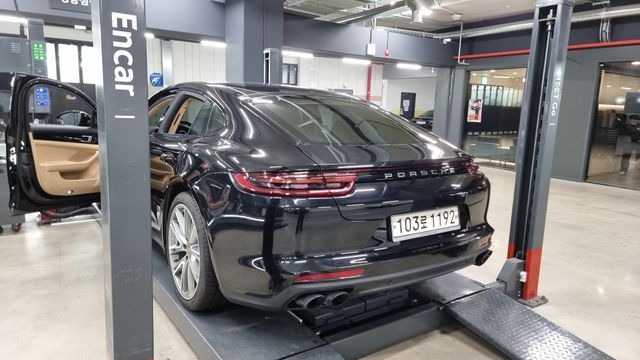 Porsche Panamera 2018 — фото осмотра 2