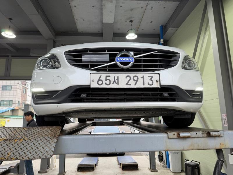 Volvo S60 2018 — фото осмотра 1