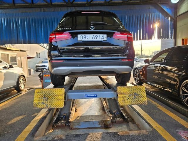 Mercedes-Benz GLC-Class 2019 — фото осмотра 2